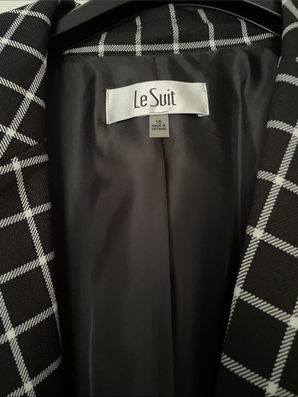 Le Suit Black Windowpane Blazer Coat - Picture 2 of 5